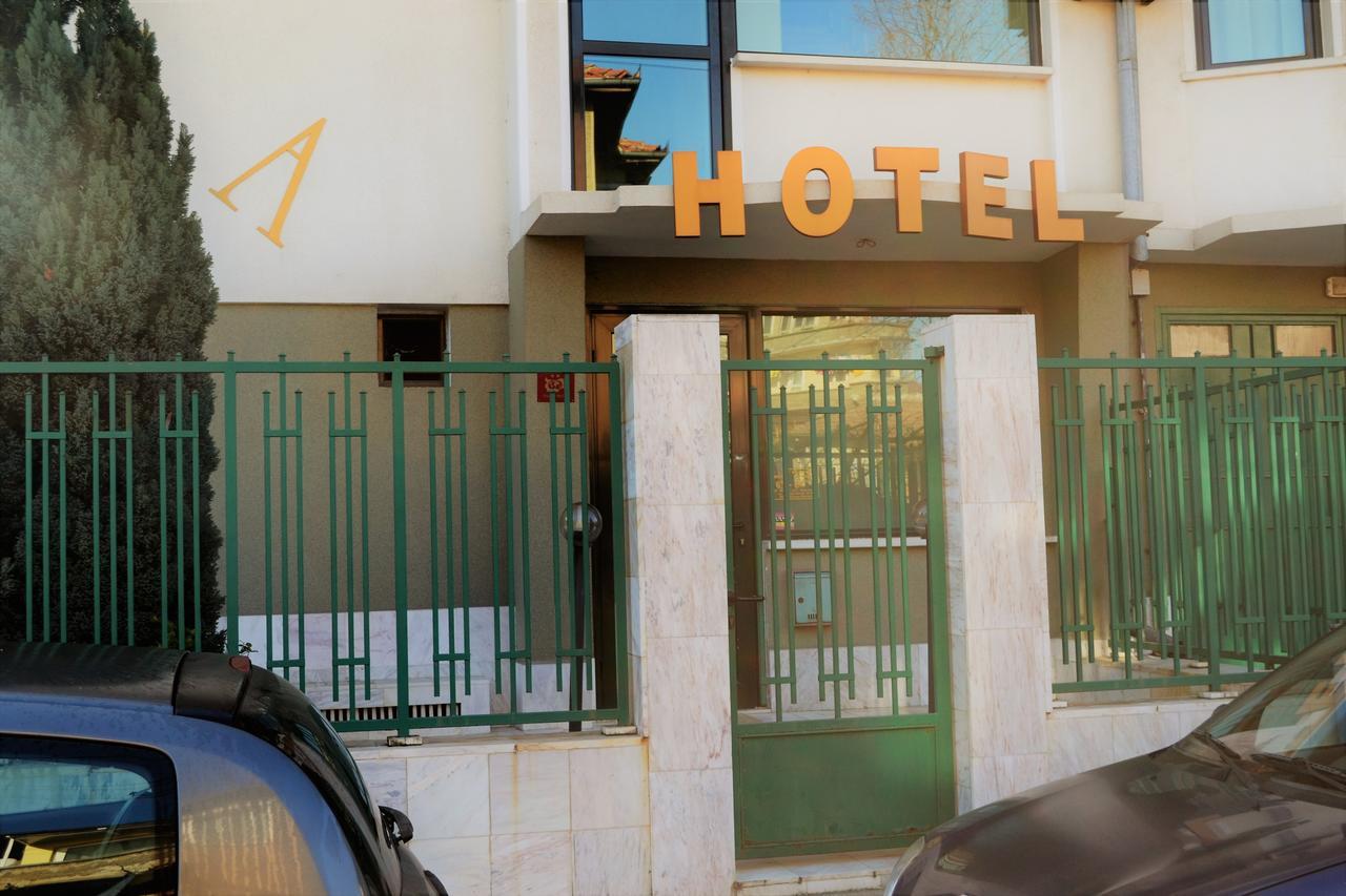 Hotel Perla ゴルナ・オリャホヴィツァ エクステリア 写真